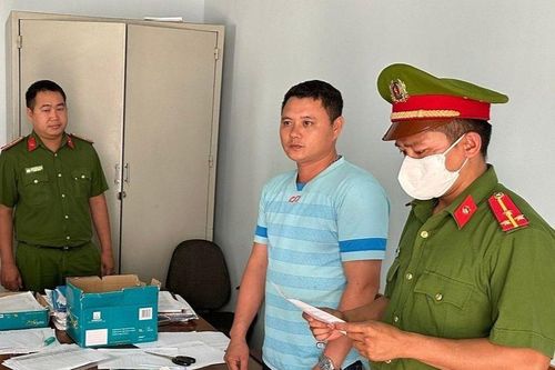 Bắt Phó Chỉ huy Quân sự xã ở Đắk Nông nhận tiền 'chạy' nghĩa vụ