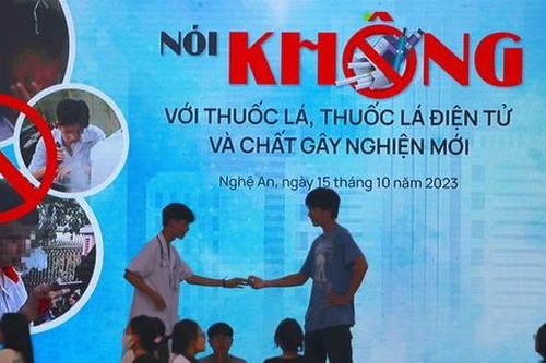 Học sinh háo hức chờ đón chương trình 'Nói không với thuốc lá điện tử'