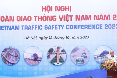 Ứng dụng máy bay không người lái giám sát, phát hiện vi phạm trật tự đô thị