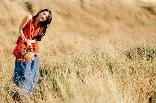 Đồi cỏ dại ngả vàng thành điểm chụp ảnh đẹp ngất ngây ở Đà Lạt