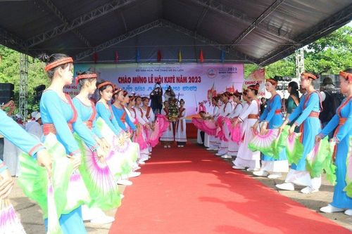 Tưng bừng Lễ hội Katê của đồng bào người Chăm tỉnh Bình Thuận
