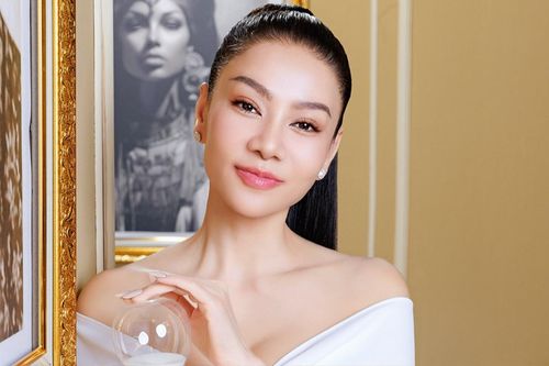 Thu Minh chia sẻ bí kíp giữ nhan sắc đẹp chuẩn quý phái ơ tuổi 46