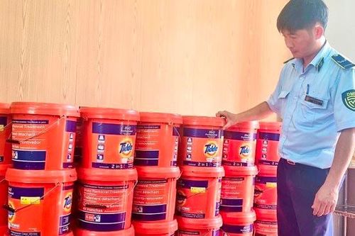 Bị phạt vì bán bột giặt Tidde, giả nhãn hiệu Tide