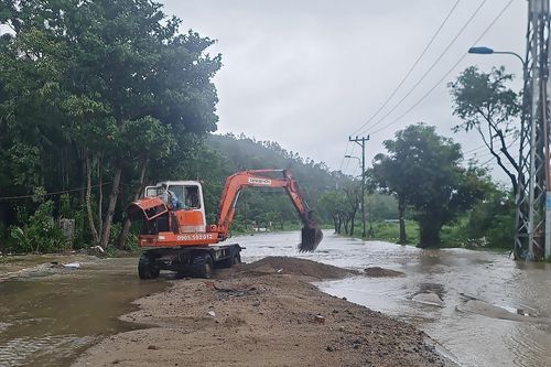Khắc phục hư hỏng, bảo đảm an toàn giao thông