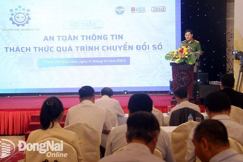 Gần 1 ngàn người tham dự chuỗi hội thảo về chuyển đổi số