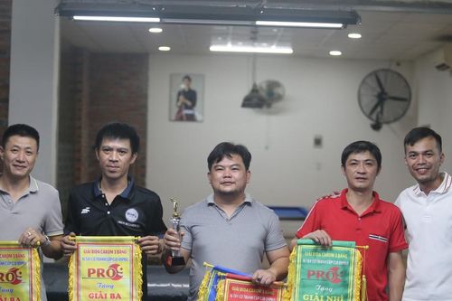 Cơ thủ Quang Chương vô địch Giải Billiards Carom 3 băng