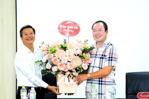 Báo Sơn La chúc mừng các doanh nghiệp nhân Ngày Doanh nhân Việt Nam