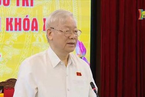 Tổng Bí thư tiếp xúc cử tri Hà Nội