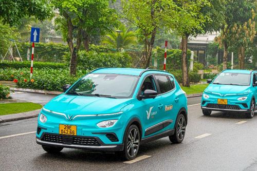 Cận cảnh lô taxi điện VinFast sắp sang Lào và tiếp tục chinh phục thị trường Campuchia