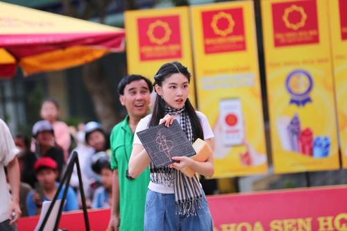Quyền Linh nhắc con gái: 'Cha sẽ không bênh hay mắt nhắm mắt mở để con ăn gian nữa'