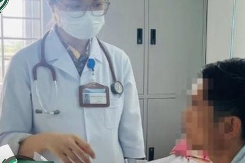 Lượng đường trong máu tăng gấp 4 lần do tin 'thần dược' trên mạng xã hội