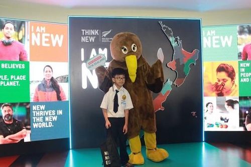 Điều Gen Z trăn trở: Muốn đi du học, có nhất định phải giỏi ngoại ngữ hay không?