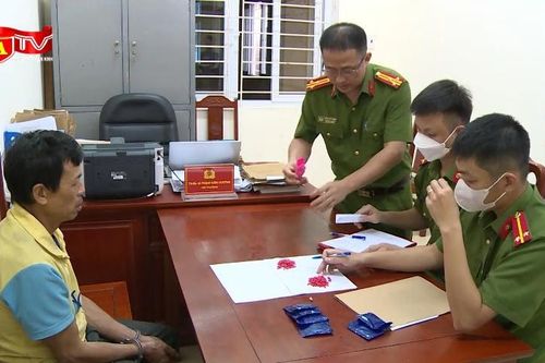 Được trả công 1 triệu đồng, người đàn ông vận chuyển 1.300 viên ma túy tổng hợp