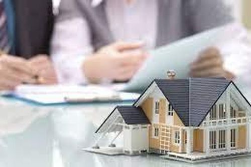 Cách nào yêu cầu chồng thực hiện thỏa thuận phân chia nhà đất khi ly hôn?