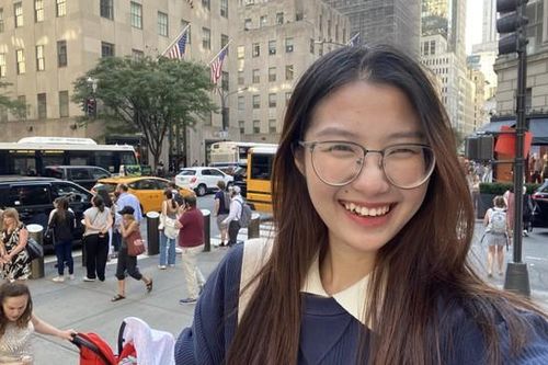 Nữ sinh VinUni chạm tay đến Cornell: 'Hãy cứ mơ lớn!'