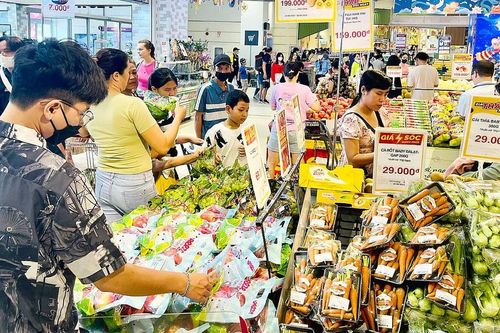 Chông chênh hạnh phúc thời 'bão giá'