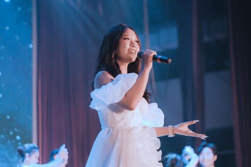 Nhiều dư vị cảm xúc tại đại nhạc hội 'Nhật ký 20 - 2023: INFINITY'