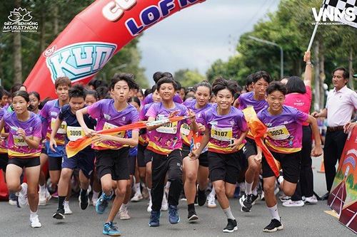 Hơn 6.000 vận động viên tham gia Giải Marathon Đất Sen hồng năm 2023