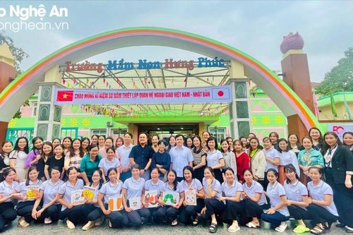 Tọa đàm 'Giao thoa Giáo dục mầm non Nhật Bản - Việt Nam' tại Trường mầm non Hưng Phúc
