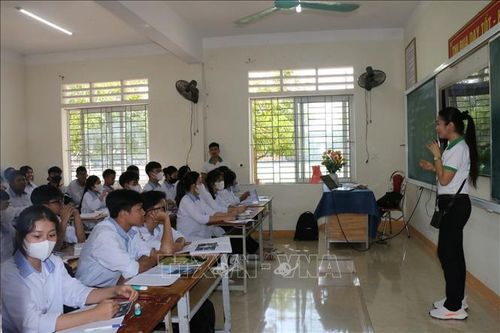 Khắc phục bất cập trong dạy học Chương trình tiếng Anh tăng cường