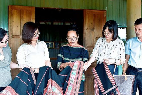 Khoa học công nghệ 'chắp cánh' cho du lịch phát triển