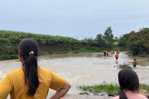 Kbang: Đi qua ngầm tràn, 1 người bị nước cuốn tử vong