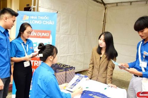 Chương trình hội chợ việc làm Trường cao đẳng Y tế Sơn La năm 2023