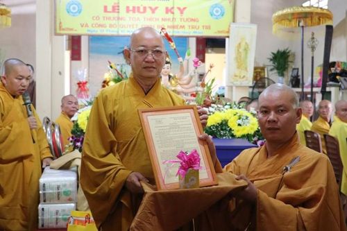 Long An: Công bố và trao quyết định bổ nhiệm trụ trì chùa Linh Hòa (H.Đức Hòa)