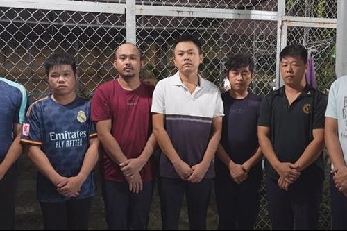 Đường dây buôn bán pháo nổ liên tỉnh giấu trong các thùng cá khô