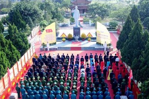 Quảng Ninh: Lễ báo công dâng Bác nhân kỷ niệm 60 năm thành lập tỉnh tại huyện đảo Cô Tô