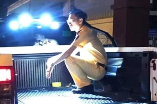 Thay đổi đèn xe khác loại có bị phạt?