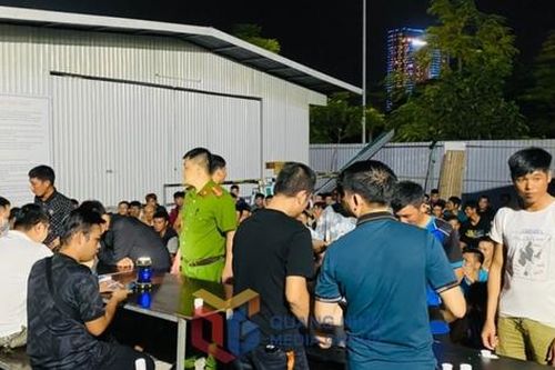 Quảng Ninh: Xét nghiệm nhanh tại lán, phát hiện nhiều công nhân dương tính ma túy