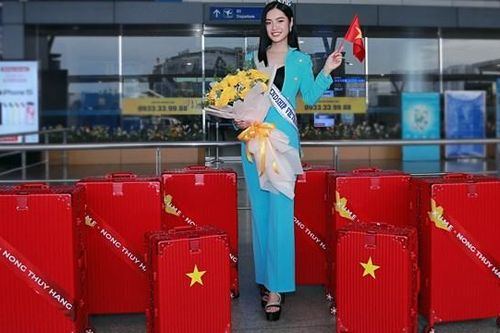 Hoa hậu Nông Thúy Hằng mang 70 kg hành lý đi thi quốc tế