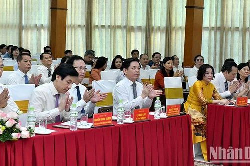 Góp phần nâng cao chất lượng đảng viên trong Đảng bộ Khối các cơ quan Trung ương