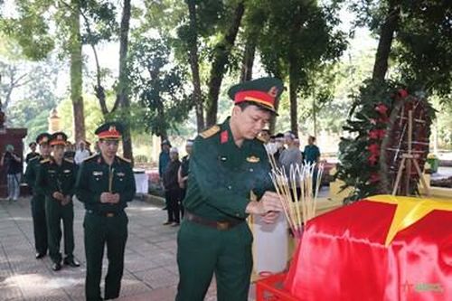 Đưa hài cốt liệt sĩ Lê Cảnh Tuân về quê nhà Như Xuân (Thanh Hóa)
