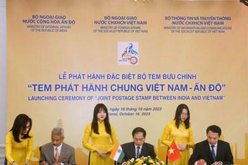 Phát hành đặc biệt bộ tem bưu chính 'Tem phát hành chung Việt Nam - Ấn Độ'