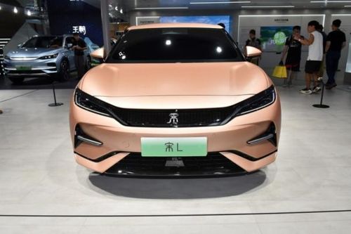 BYD Song L từ 815 triệu đồng lộ nội thất, 'đối thủ' Tesla Model Y