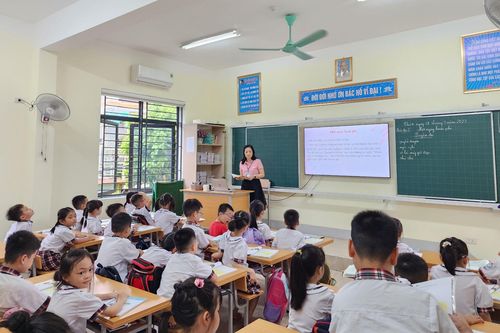 Lạm thu trong trường học: Công khai có dễ?