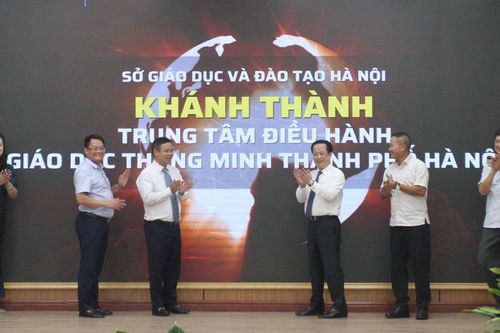 Đẩy mạnh công khai, tăng hiệu lực quản lý chuyển đổi số trong trường học