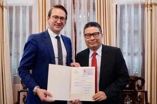 Trao quyết định bổ nhiệm Lãnh sự danh dự của Việt Nam tại Graz, Cộng hòa Áo