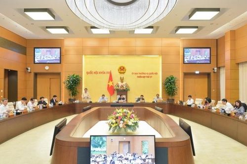 Nền kinh tế 'khát' vốn nhưng khó 'hấp thụ' vốn