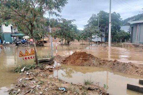 Người dân kêu than vì hứng chịu ngập lụt, bụi bẩn từ dự án đô thị nghìn tỷ