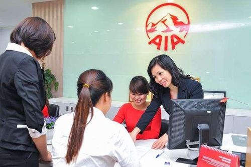 Loạt công ty kinh doanh lao dốc sau sự cố 'gửi tiết kiệm thành bảo hiểm'