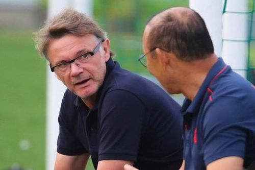 Tuyển Việt Nam: Từ thầy Park đến thuyền trưởng Philippe Troussier