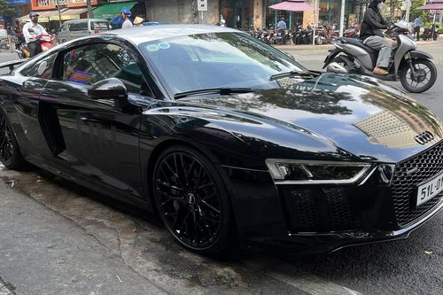 Siêu xe Audi R8 chạy cực ít về tay ông Đặng Lê Nguyên Vũ, giá trên 9 tỷ đồng