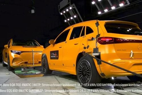 Mercedes-Benz cho 2 chiếc xe điện đời mới đâm nhau để thử an toàn