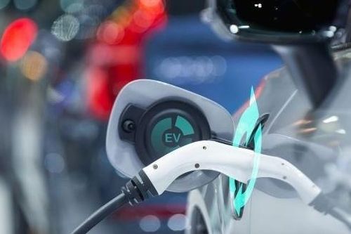 4 lý do mà người đang sử dụng ô tô chạy xăng dầu ngại chuyển sang xe điện