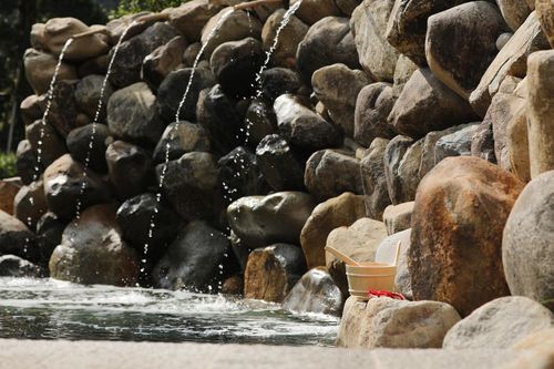 Tắm onsen - nghệ thuật từ nguồn suối khoáng nóng