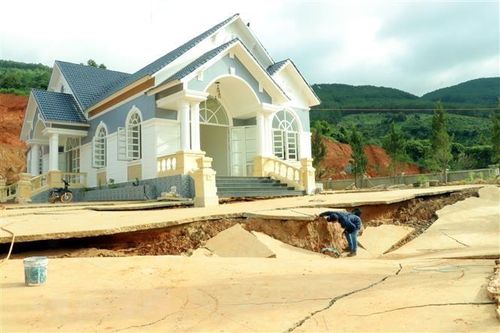 Đề xuất lập dự án khẩn cấp khắc phục sự cố sụt lún hồ Đông Thanh