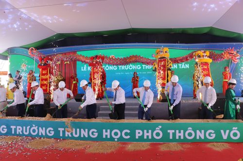 Long An: Đầu tư nguồn lực cho giáo dục đáp ứng công nghiệp hóa